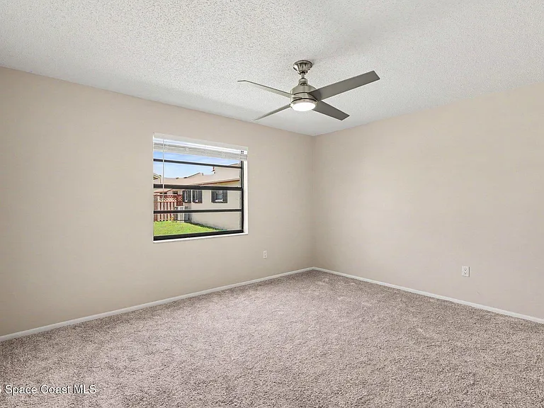 3695 Brentwood Ct — Photo 11