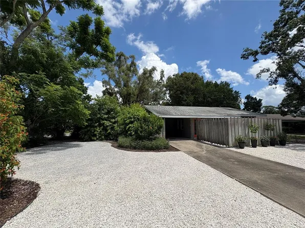 2303 Bougainvillea St, Sarasota, FL 34239