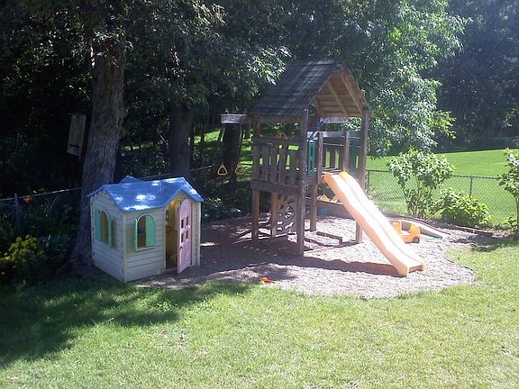 3rd image of 7656 Upper 19th St N