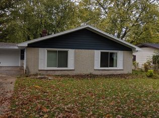 1921 Clarmarnic Dr, Fort Wayne, IN 46815