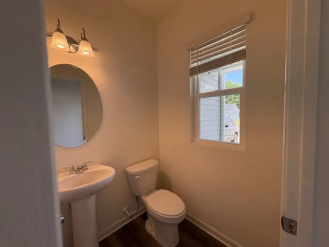 3 bed, 2.5 bath, 1515 sqft, $1,795 — Photo 2