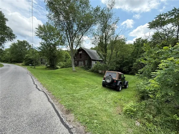 Bauder Mill Rd, Harmony, PA 16037