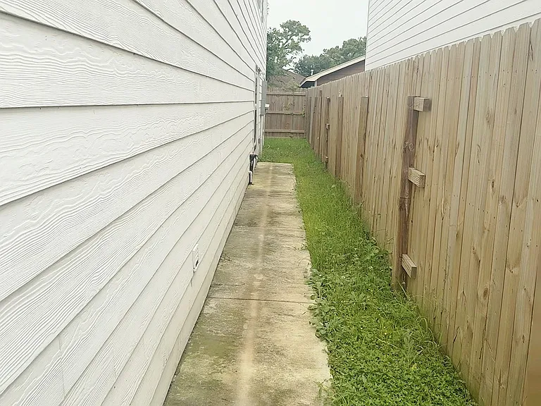 8111 Denton St #A — Photo 29