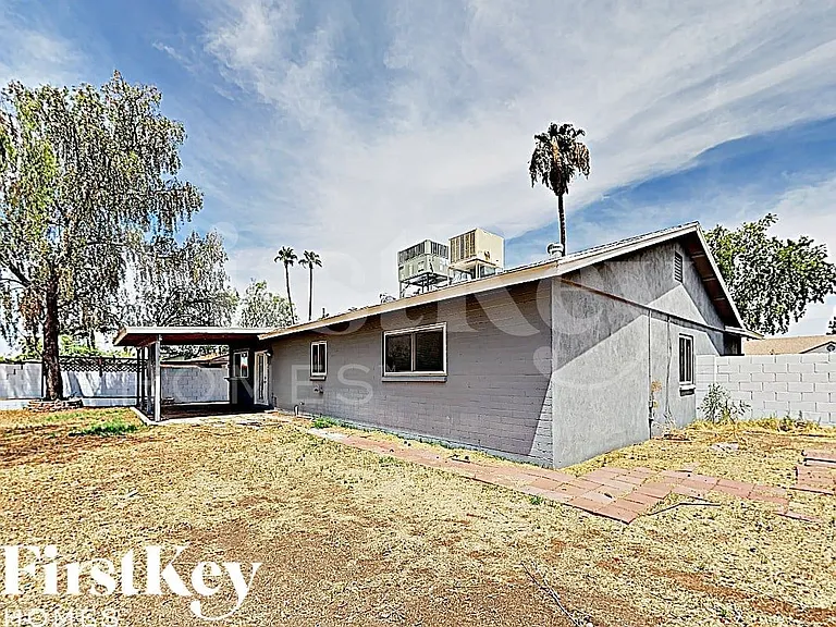 1007 W Utopia Rd — Photo 12