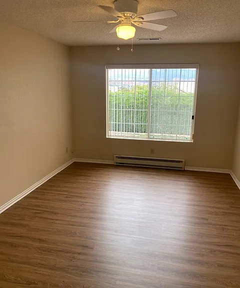 660 E Vermillion Ave — Photo 21
