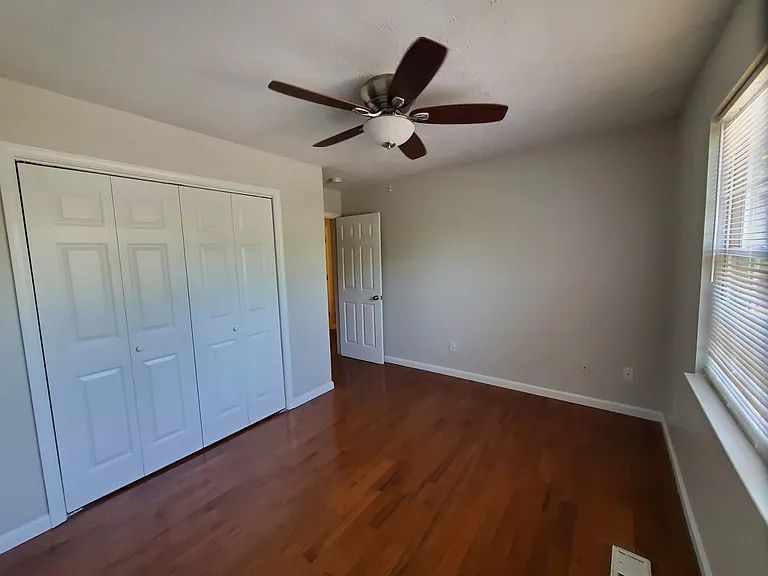 1100 Horsemans Ln #42 — Photo 11