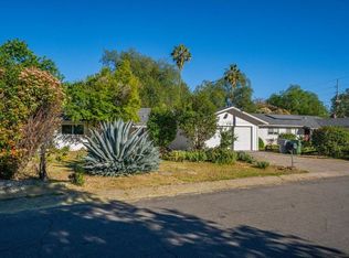 1953 Cameo Ct, Redding, CA 96002