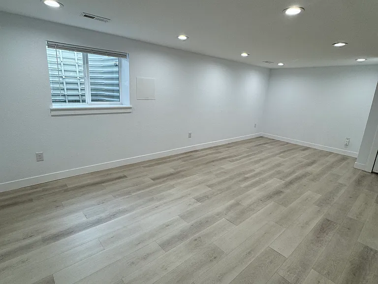 5002 S Newton St #1 — Photo 4