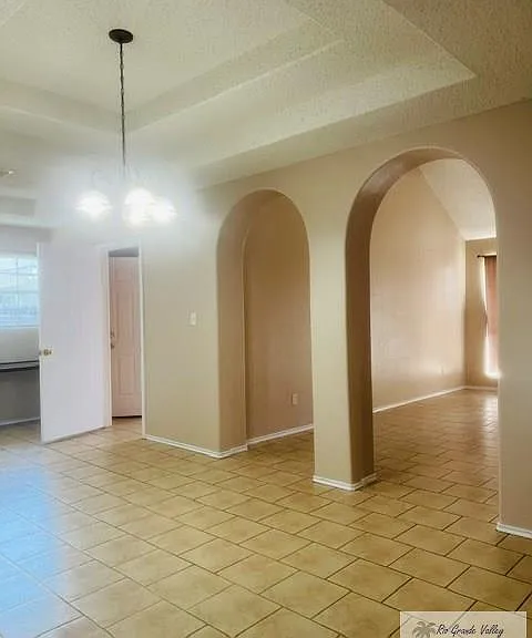 2820 Vienna St — Photo 7