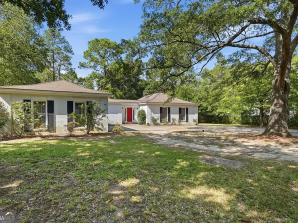 215 Wildwood Dr, Statesboro, GA 30458