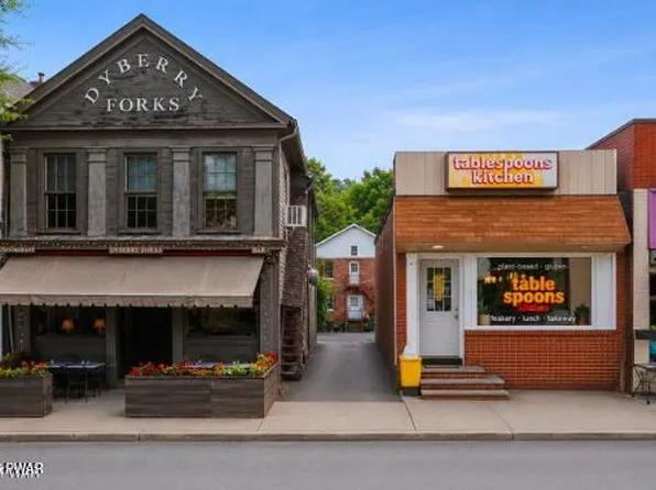 933-939 Main St, Honesdale, PA 18431