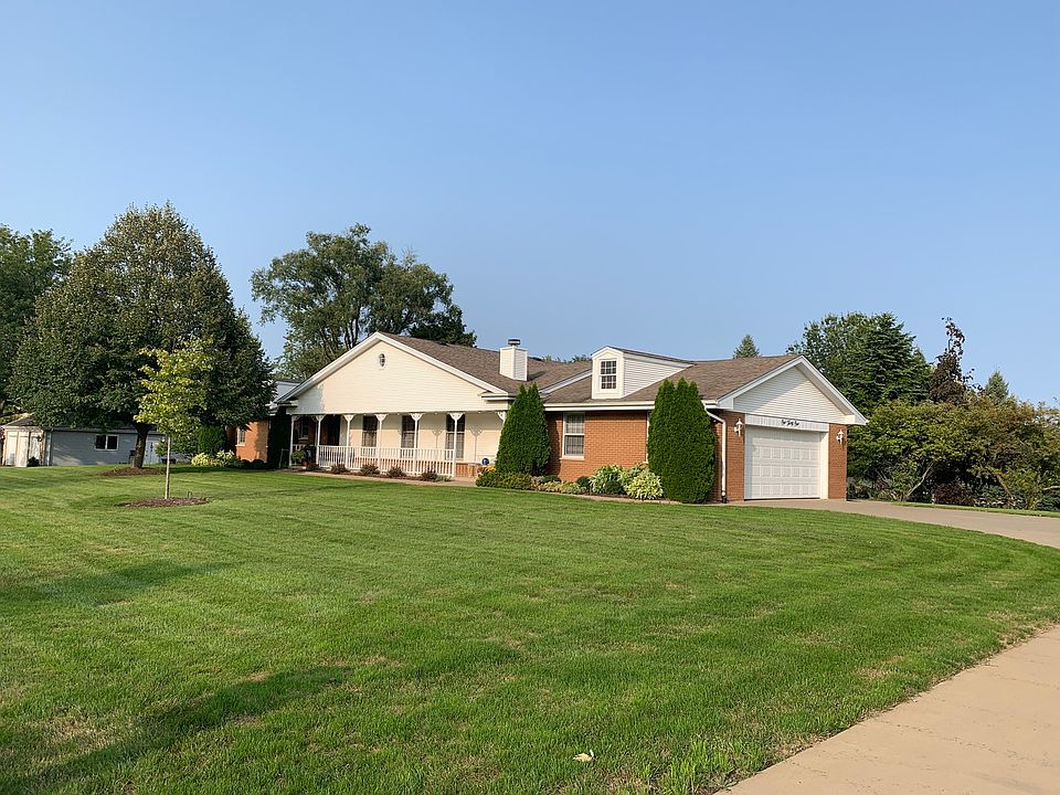 1st image of 131 Luther Ln