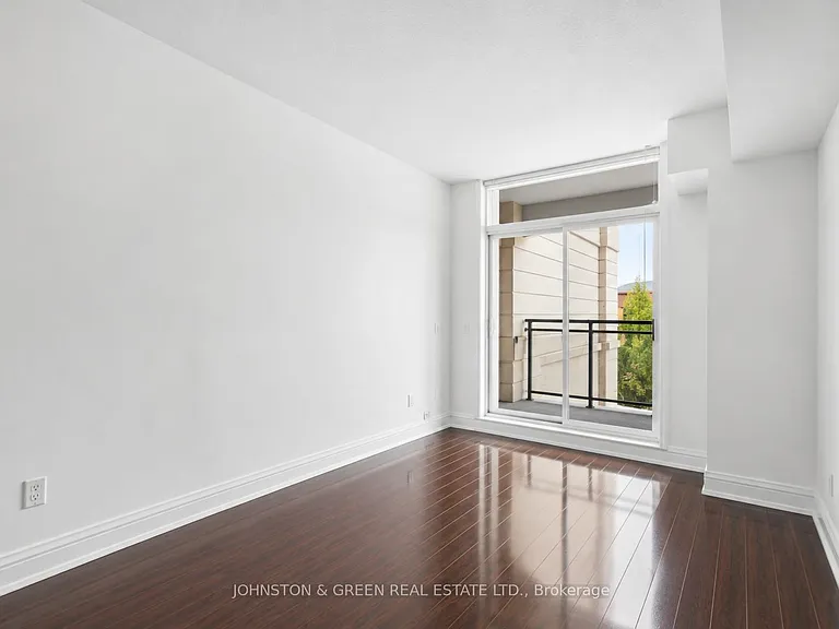 55 De Boers Dr #318 — Photo 11
