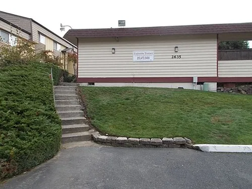 2635-2637 Cascade Pl W Photo 1