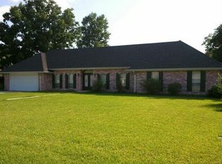 223 Maple St, Hahnville, LA 70057