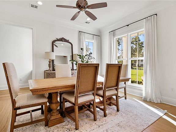 5th image of 121 Pontchartrain Oaks Dr