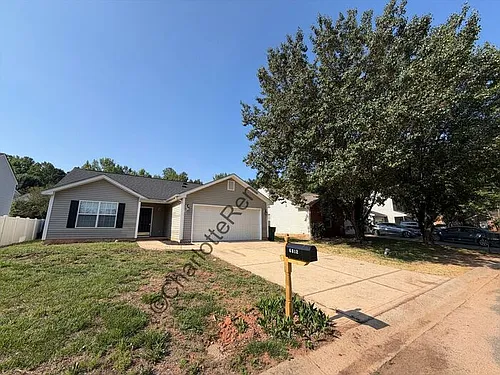 6812 Malagant Ln Photo 1