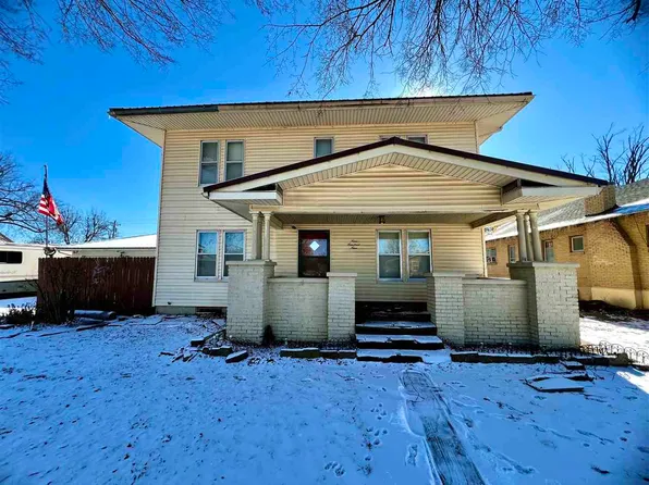 909 W McKinley Ave, Blackwell, OK 74631