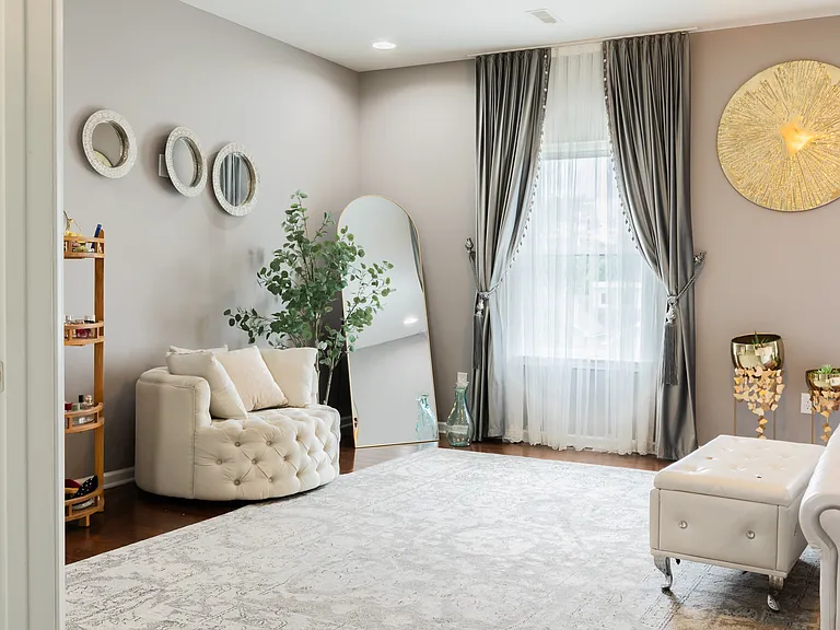 Primary bedroom - as furnished by owner