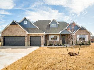 4929 Deerfield Cir, Enid, OK 73703