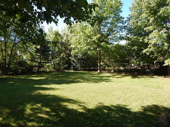 5th image of 8640 Chanhassen Hills Dr N