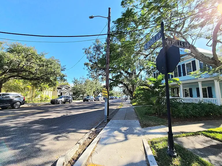 1720 W Hills Ave #1 — Photo 34