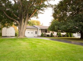 52 Lavaine Way, Rochester, NY 14623