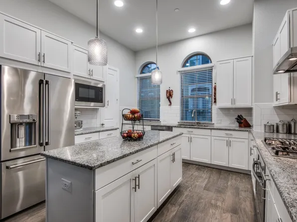1311 Branchwood Pl, Dallas, TX 75215
