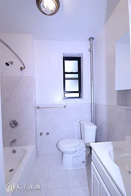 Rented by Kian Realty | media 5