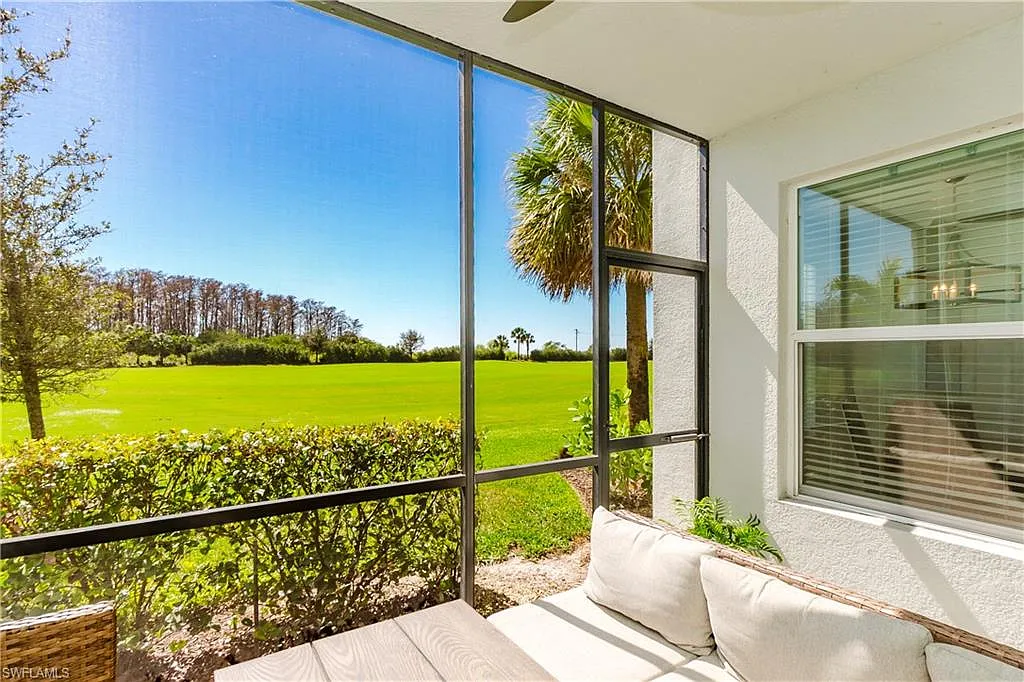 6082 National Boulevard # 113 - The National - Cear — Photo 2