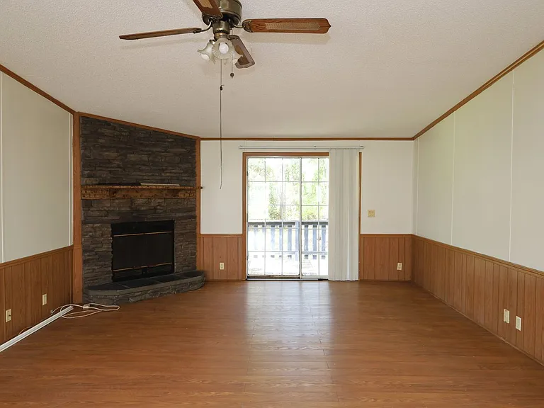 4180 Beaver Run Rd — Photo 3