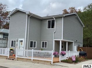 2528 H Dr, Pleasant Lake, MI 49272