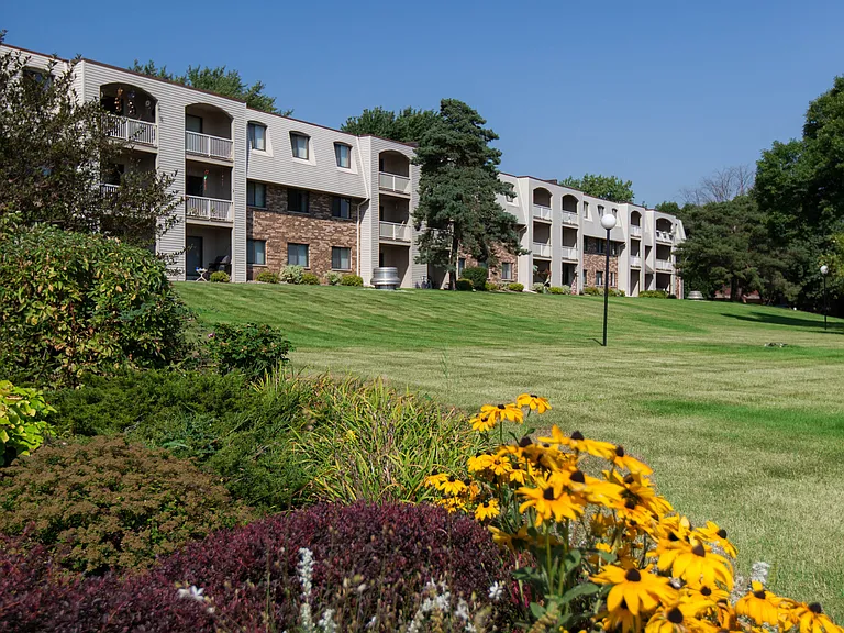 Willoway Apartments — Photo 26