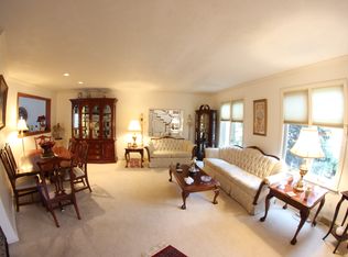 174 Shadow Ridge Dr, Pittsburgh, PA 15238