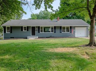 1305 Duck Rd, Grandview, MO 64030