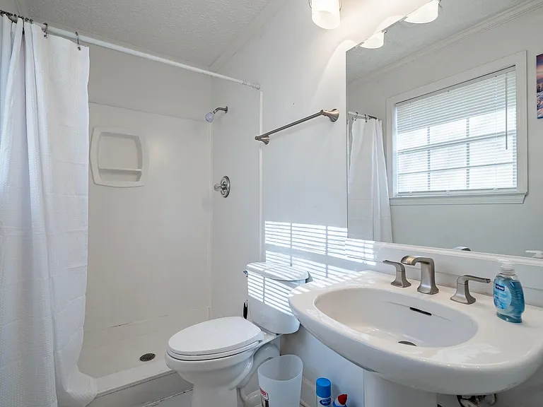 Winchester Trl — Photo 4