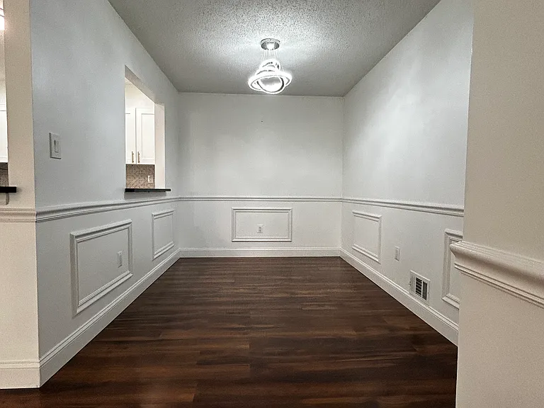 16 Rickard Ct — Photo 8