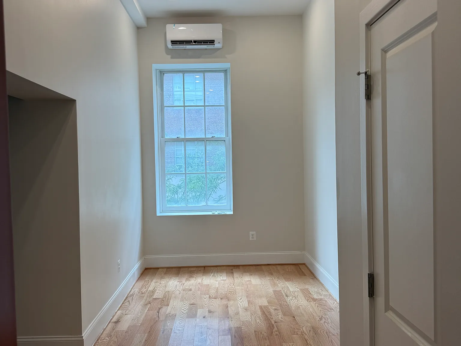 1 bed, $1,700 — Photo 2