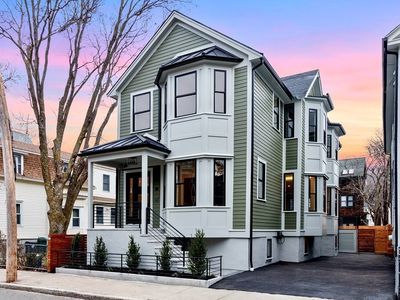 38 Howard St, Cambridge, MA, 02139