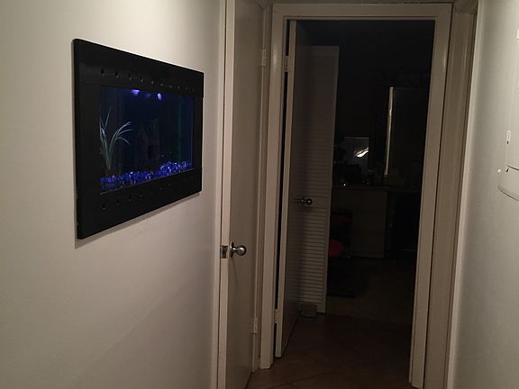 3rd image of 911 NE 199th St APT 103