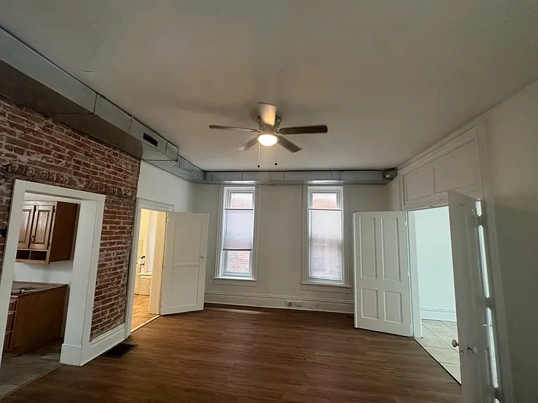 621 N 9th St #1 — Photo 30