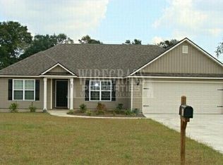 60 N Moody Dr, Ray City, GA 31645