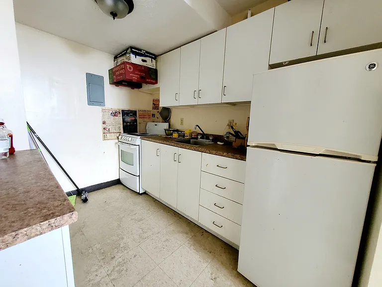 401 Princess St — Photo 18