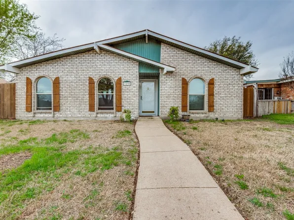 7230 Hedge Dr, Dallas, TX 75249