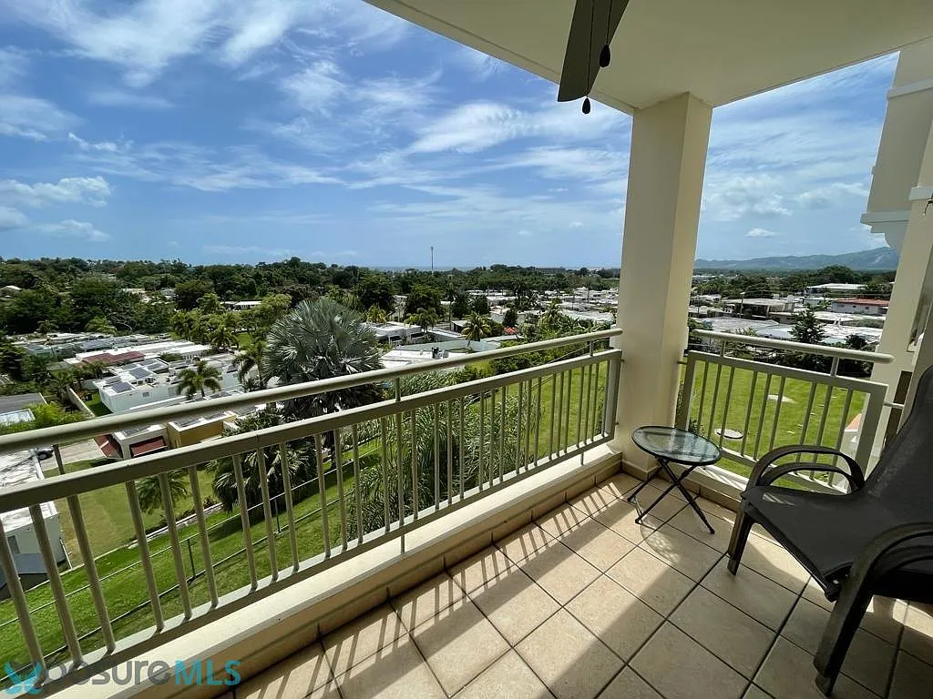 Las Colinas (Condominio) — Photo 4