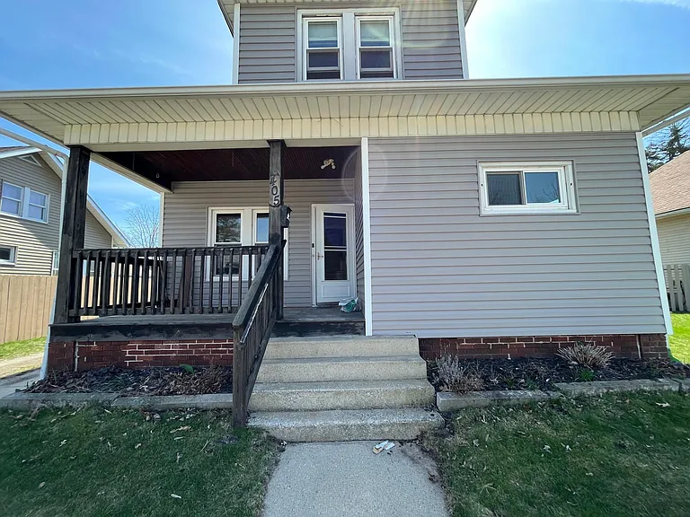 405 Pearl St #1 — Photo 2
