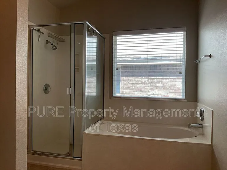 603 Boca Chica Dr — Photo 32
