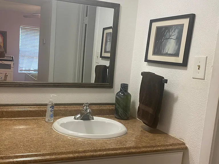 Marina Cir — Photo 10