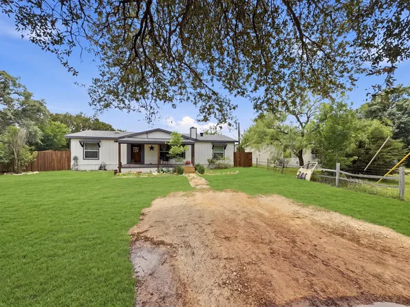 5120 San Marcos Ct, Granbury, TX 76048
