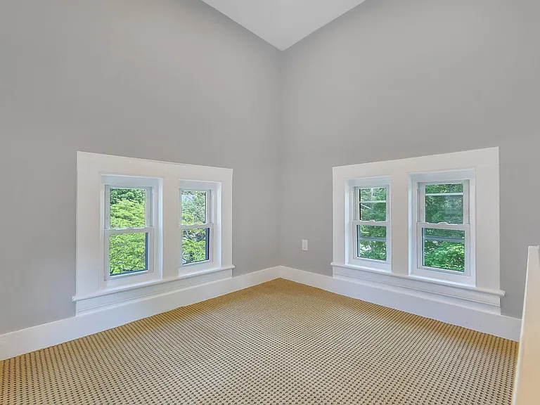 Bonus Room / Play room